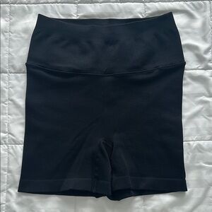 🖤 Tribe Kelley Shorts